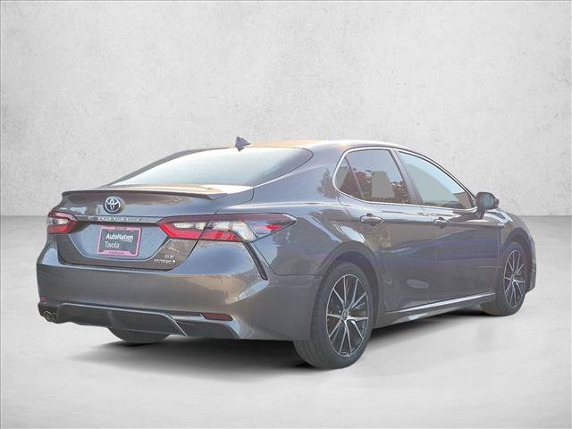 Used 2021 Toyota Camry SE FWD image 5