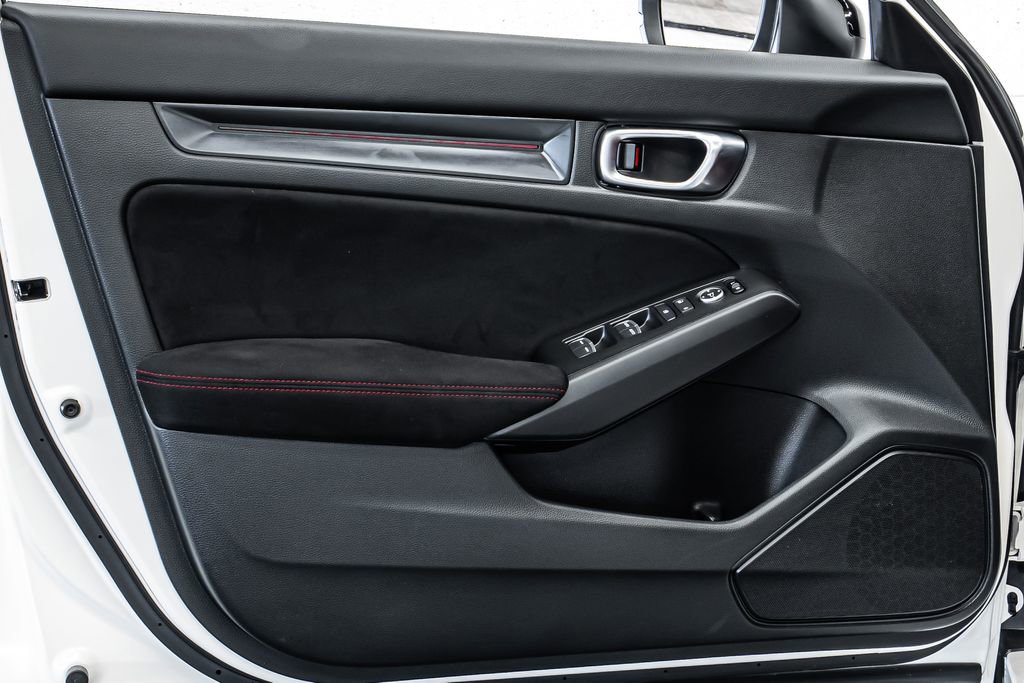Used 2024 Honda Civic Type R image 9