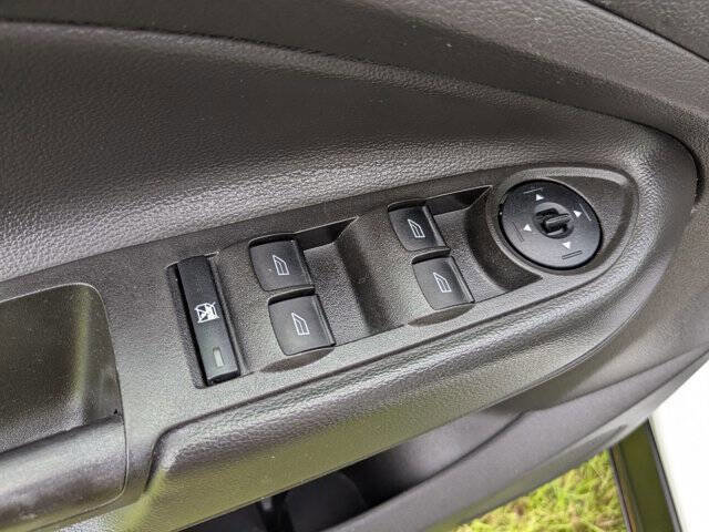 Used 2017 Ford Escape S image 14