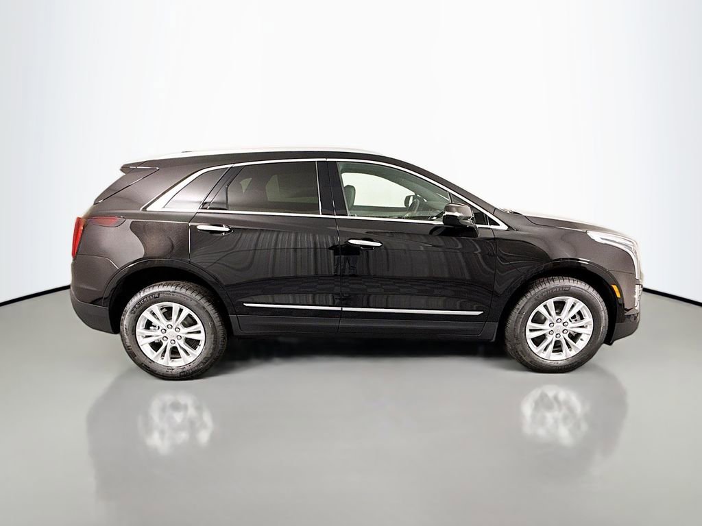 New 2026 Cadillac XT5 Luxury image 8