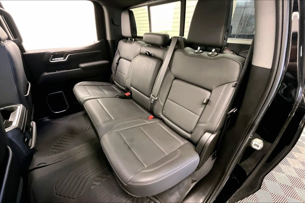 Used 2022 Chevrolet Silverado 1500 LT Trail Boss w/ LT Trail Boss Premium Package AWD/4WD image 22