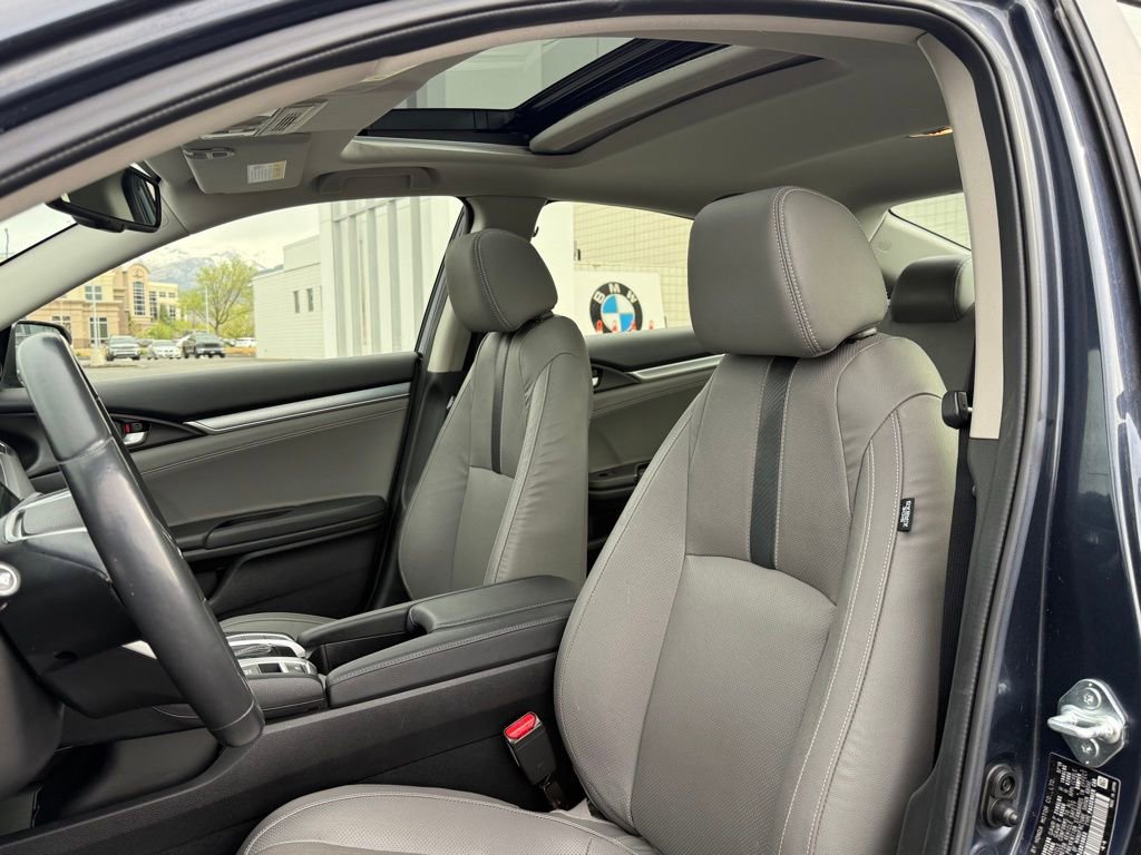 Used 2018 Honda Civic Touring image 14