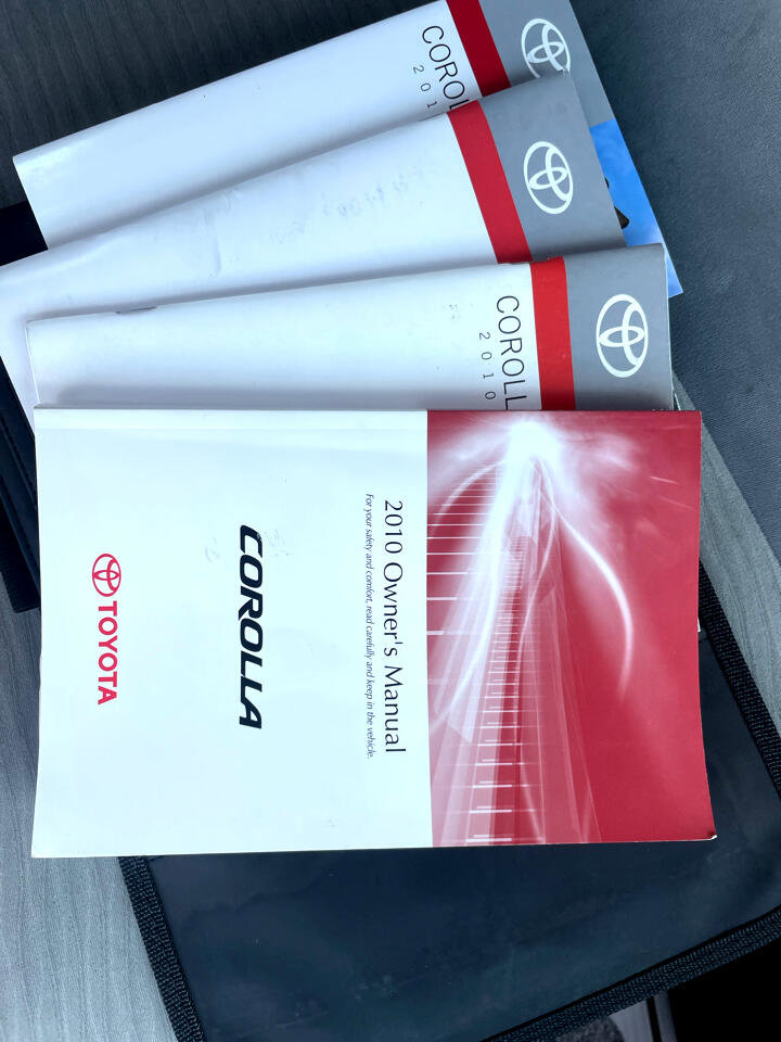 Used 2010 Toyota Corolla image 24