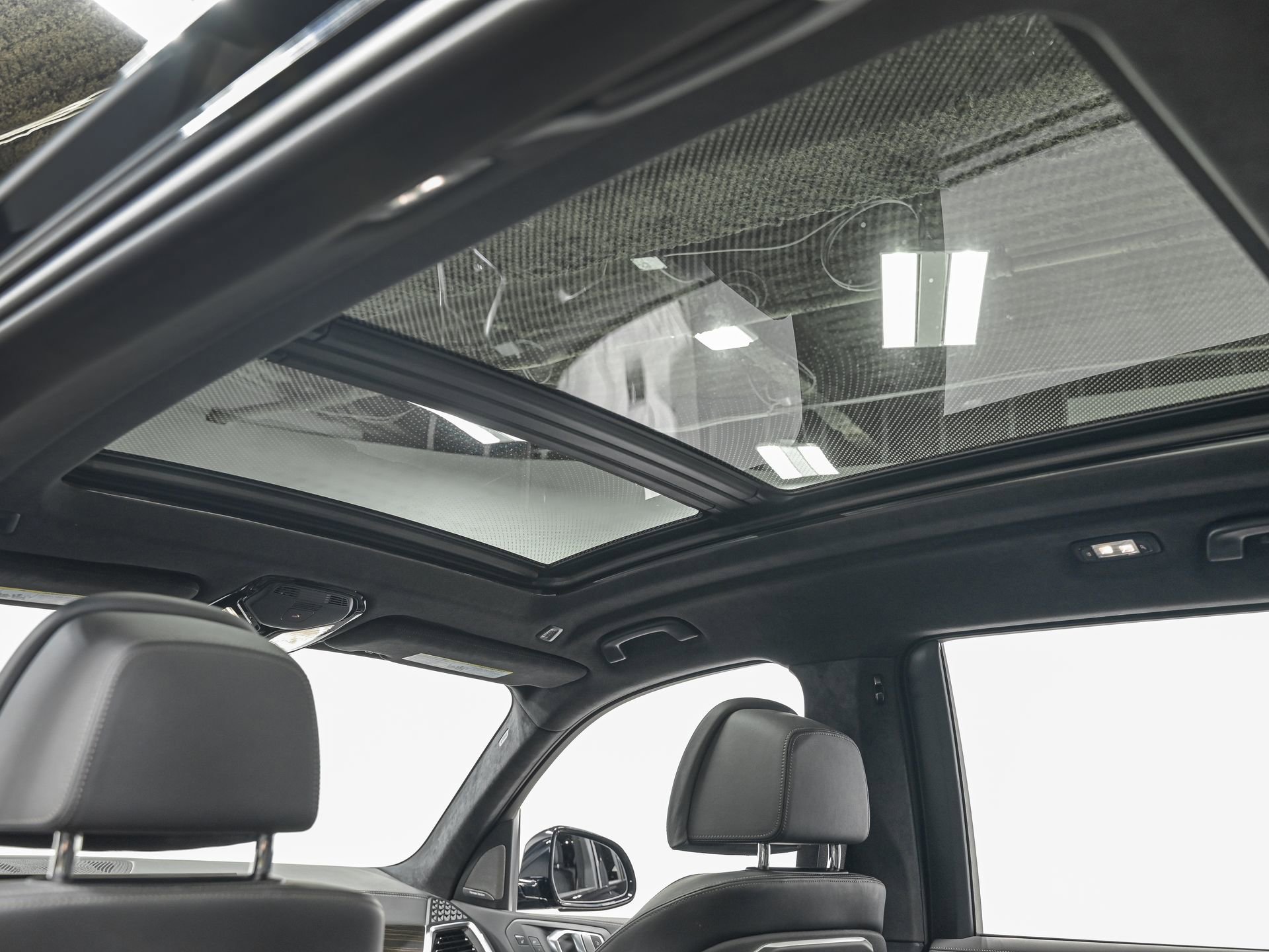 Used 2023 BMW X7 xDrive40i w/ Executive Package image 26