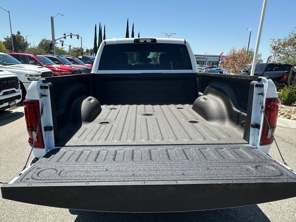 New 2026 RAM 2500 Big Horn AWD/4WD image 19