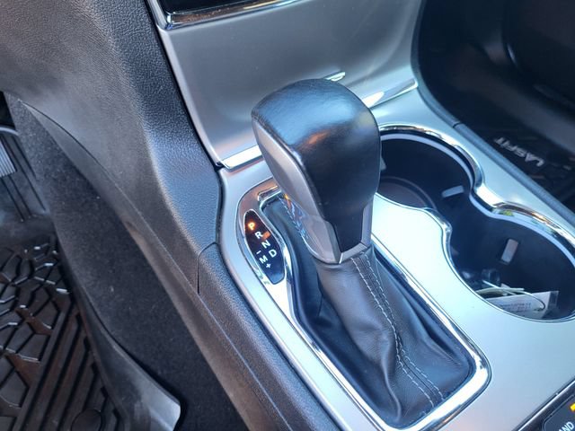Used 2021 Jeep Grand Cherokee Overland AWD/4WD image 19
