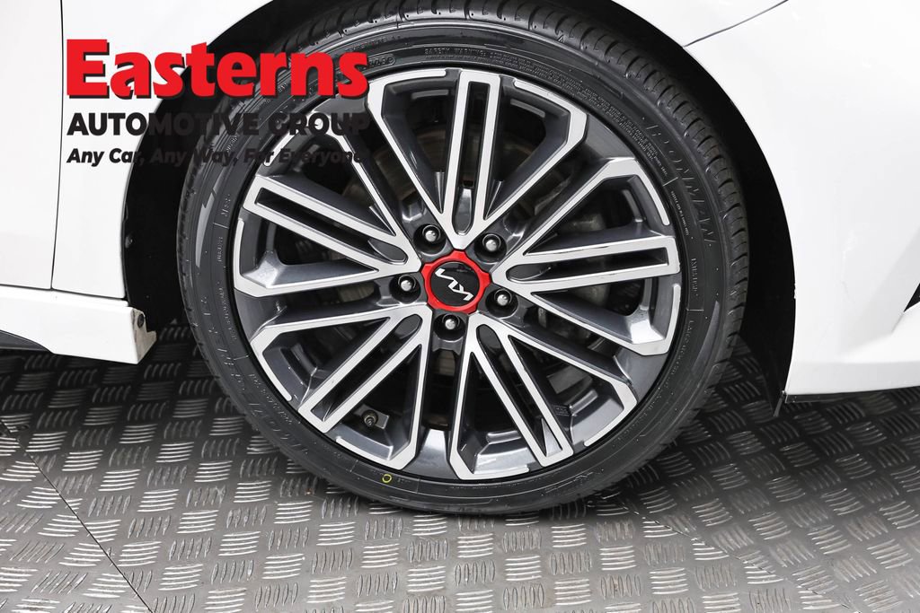 Used 2023 Kia Forte GT w/ GT2 Package FWD image 32