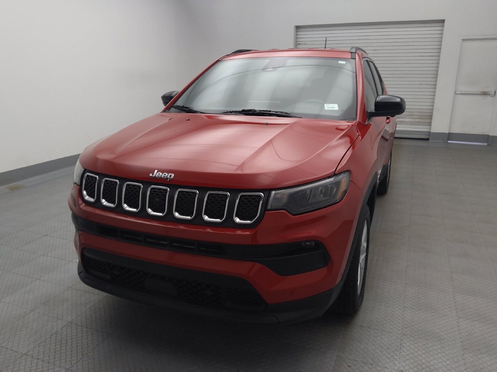 Used 2023 Jeep Compass Latitude w/ Convenience Group AWD/4WD image 15
