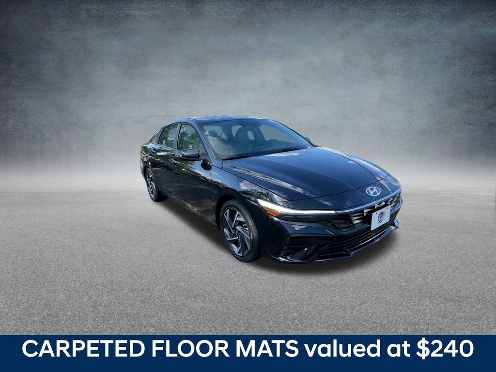 New 2025 Hyundai Elantra Limited image 3