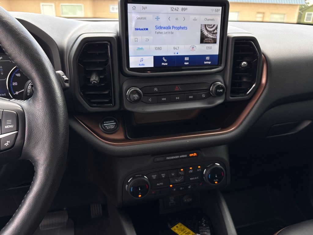 Used 2022 Ford Bronco Sport Outer Banks w/ Tech Package AWD/4WD image 16