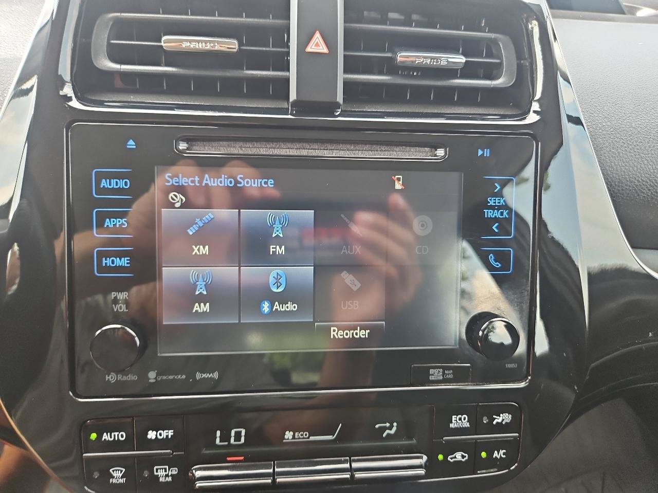 Used 2017 Toyota Prius Three Touring FWD image 29
