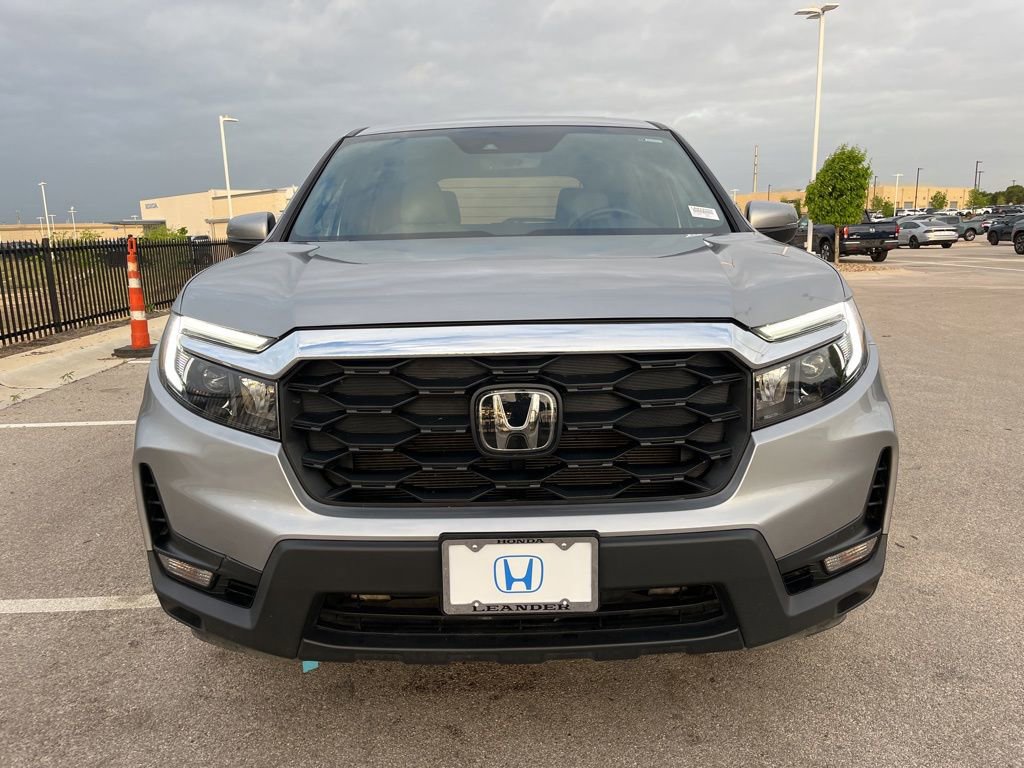Certified 2023 Honda Passport EX-L image 2