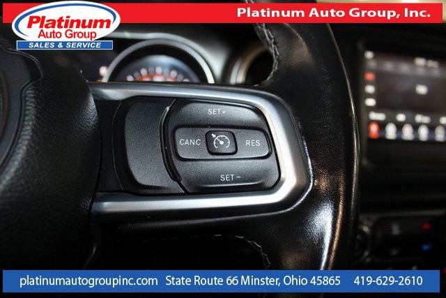 Used 2019 Jeep Wrangler Unlimited Sahara w/ Safety Group AWD/4WD image 15