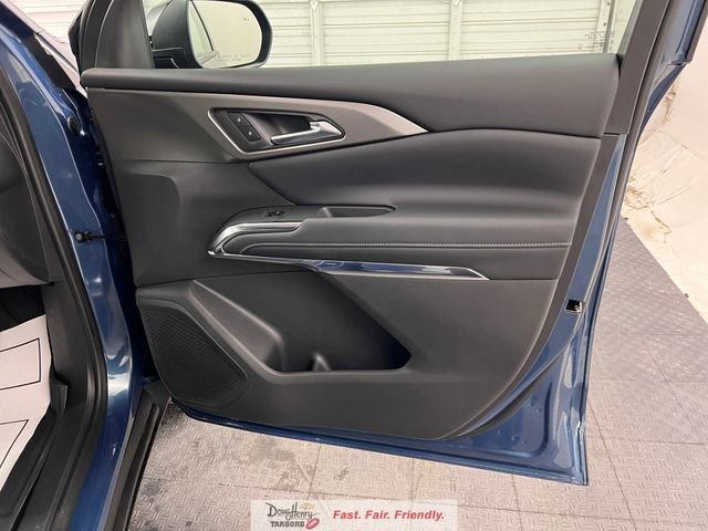 New 2026 Chevrolet Traverse LT w/ Sun and Wheel Package FWD image 40