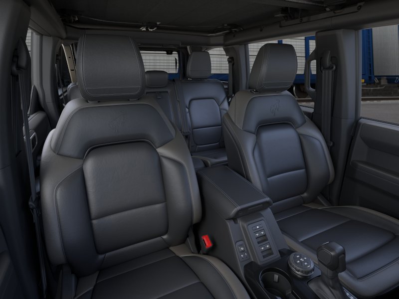 New 2026 Ford Bronco Outer Banks w/ Sasquatch Package AWD/4WD image 11