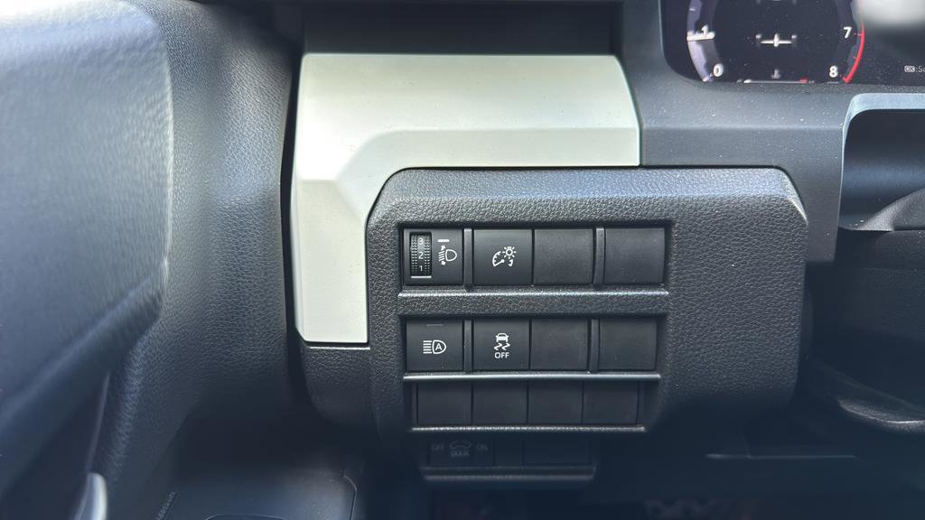 Used 2024 Toyota Tacoma TRD Sport AWD/4WD image 20