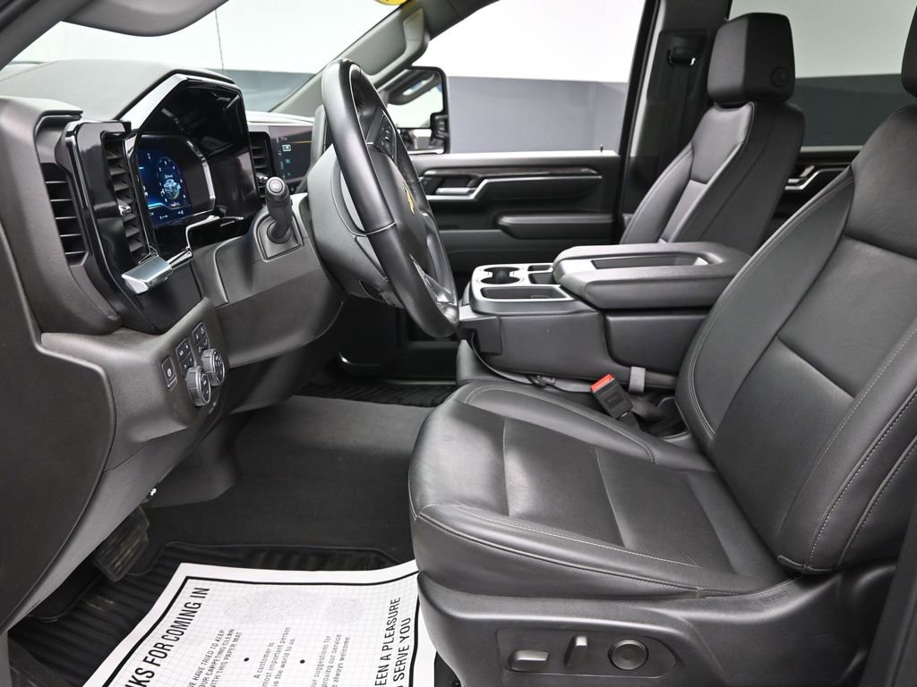 Certified 2025 Chevrolet Silverado 2500 LTZ image 13