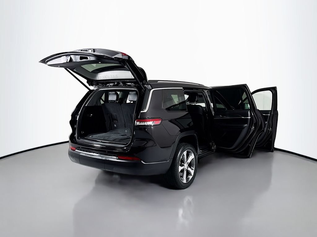 Used 2023 Jeep Grand Cherokee L Limited AWD/4WD image 23
