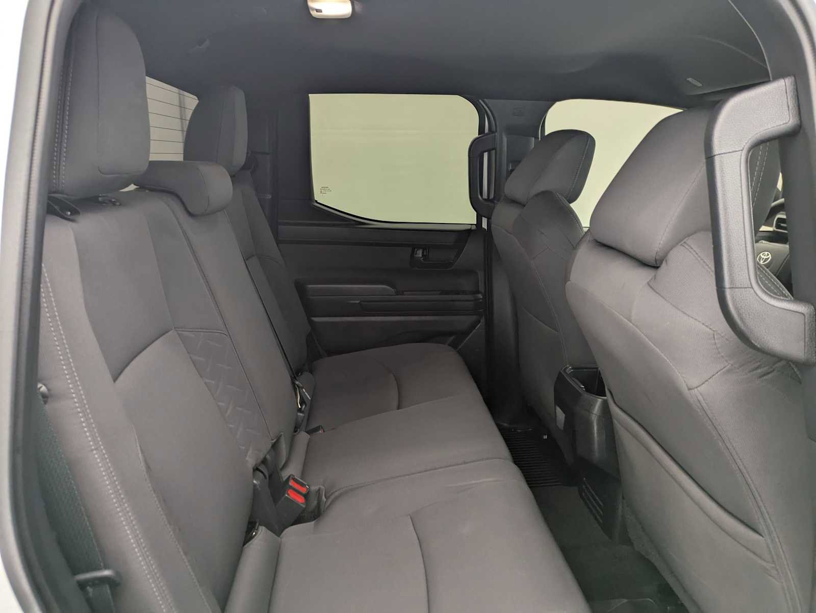 Used 2024 Toyota Tacoma SR5 AWD/4WD image 21
