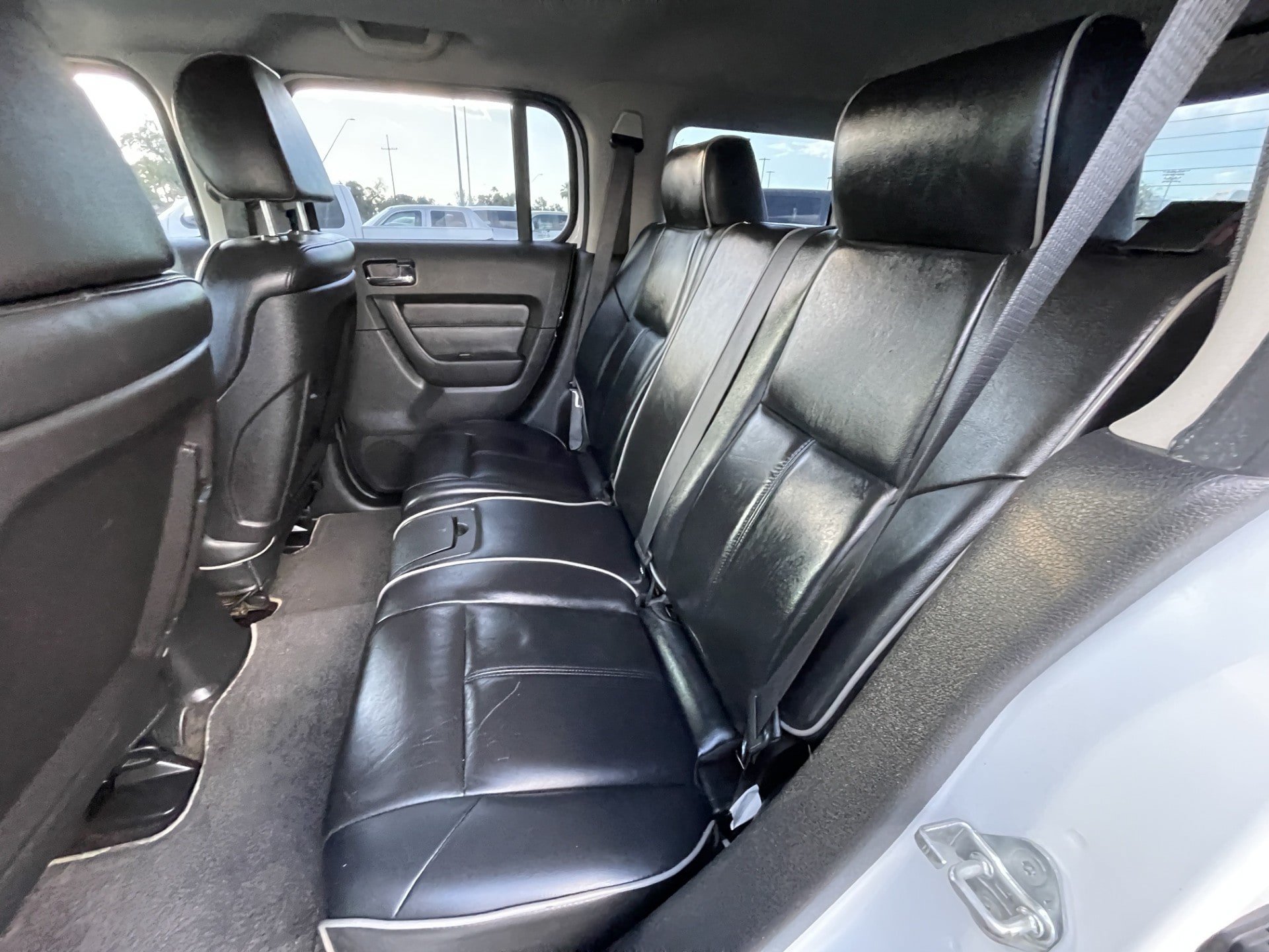 Used 2009 HUMMER H3 Luxury AWD/4WD image 29