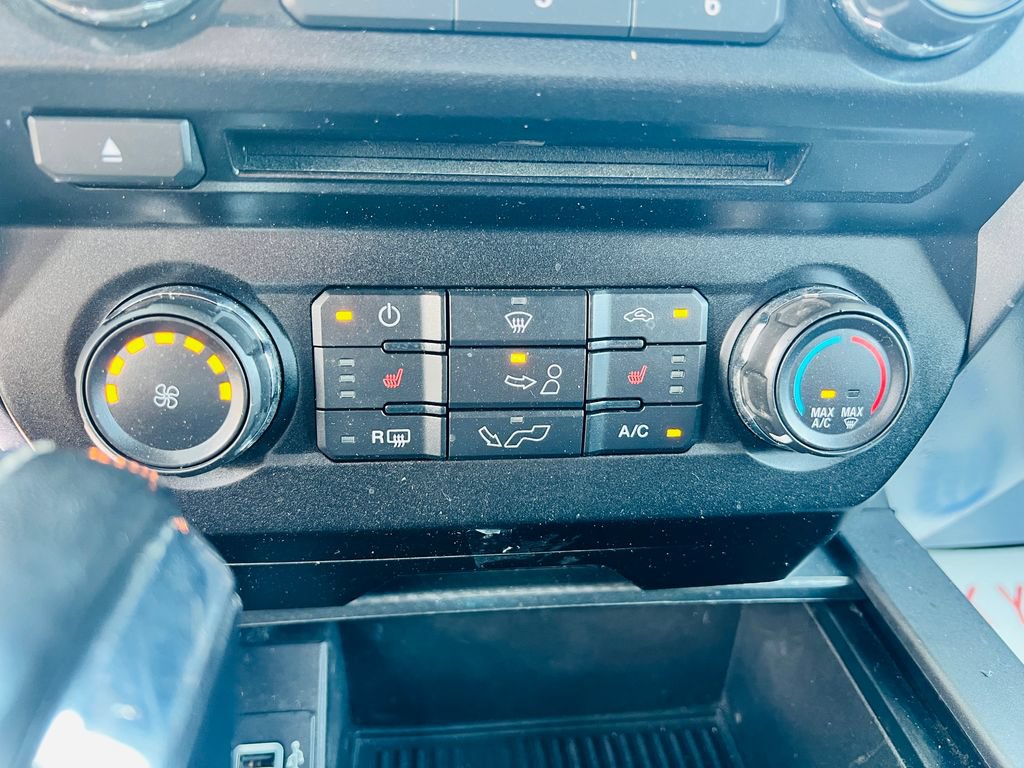 Used 2018 Ford F150 XLT w/ Equipment Group 302A Luxury AWD/4WD image 25