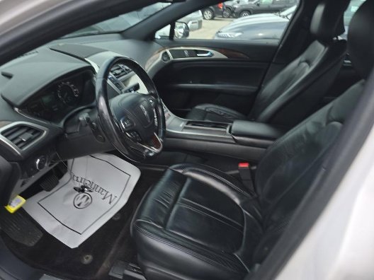 Used 2017 Lincoln MKZ Select w/ Climate Package image 4