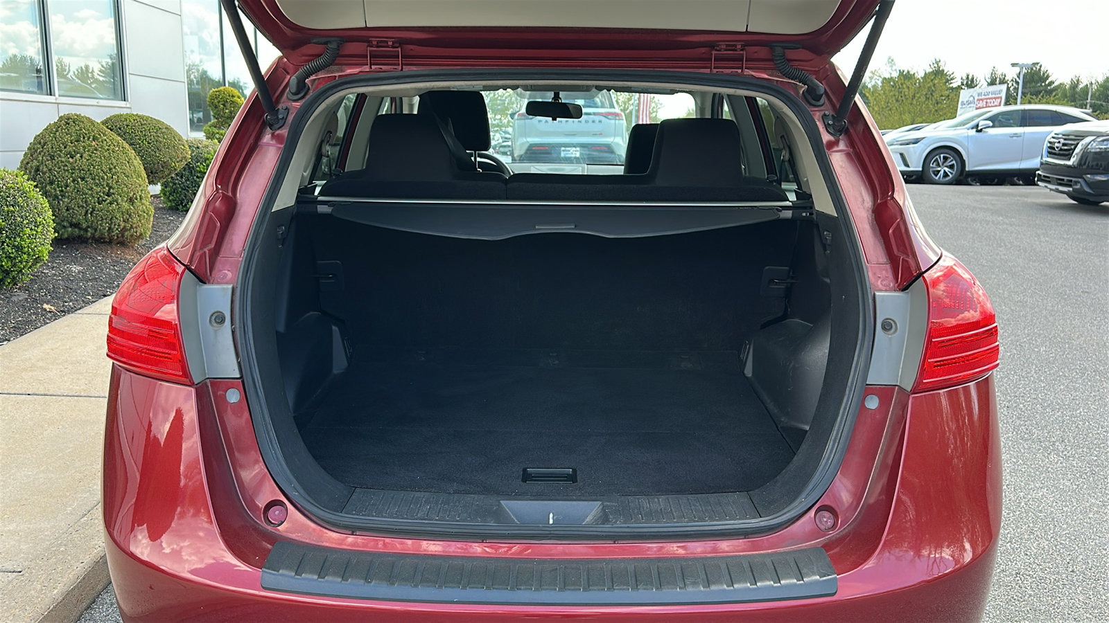 Used 2015 Nissan Rogue S w/ Convenience Package image 6