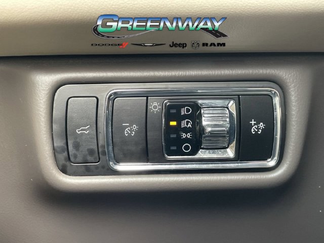 Used 2023 Lincoln Aviator Reserve w/ Equipment Group 201A AWD/4WD image 26