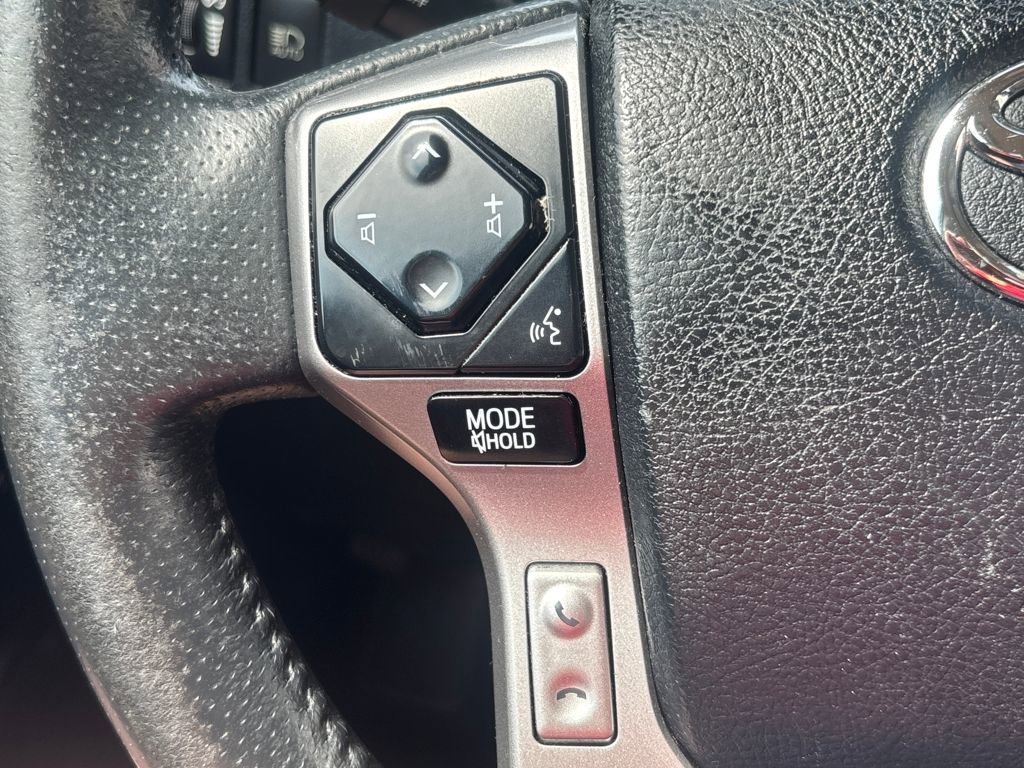 Used 2020 Toyota 4Runner Limited image 22