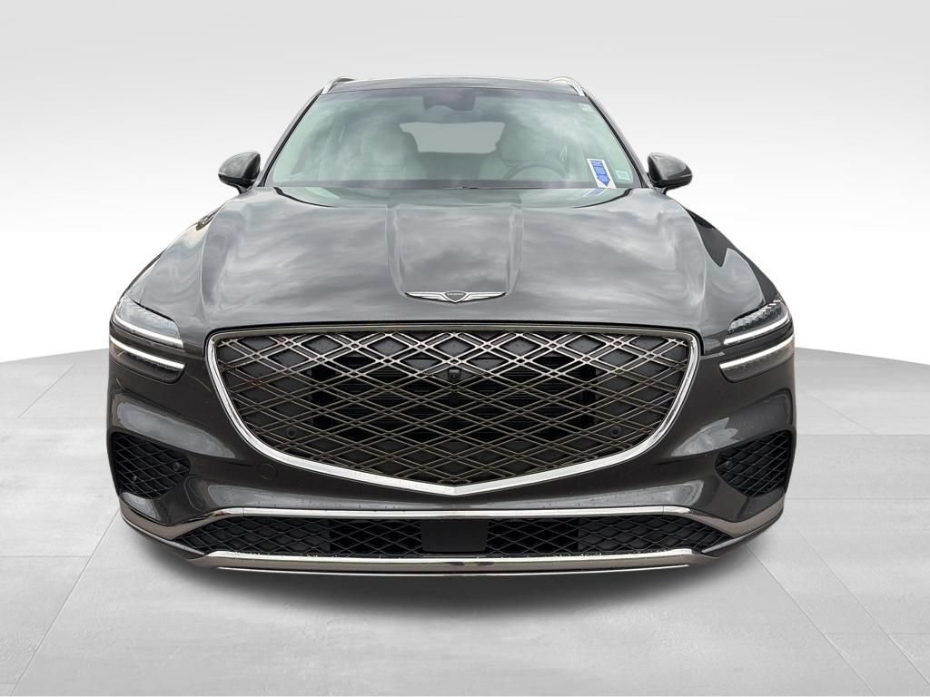 Certified 2026 Genesis GV70 2.5T Advanced AWD/4WD image 11