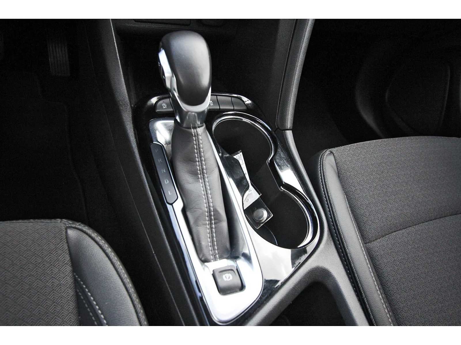 Used 2020 Buick Encore GX Preferred FWD image 25
