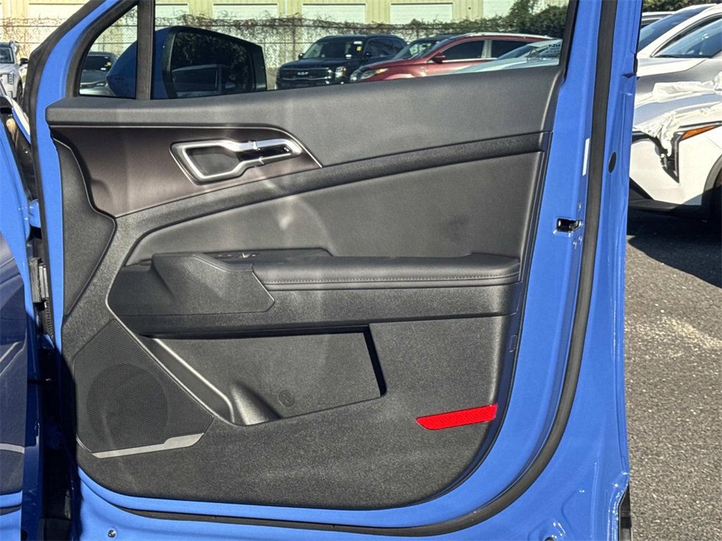 Certified 2026 Kia Sportage EX w/ EX Panorama Roof Package image 30