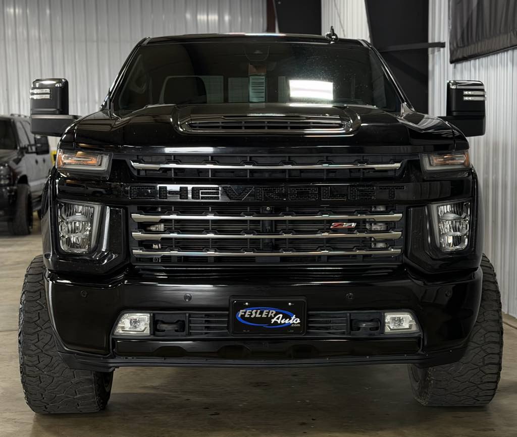 Used 2021 Chevrolet Silverado 2500 LTZ w/ Z71 Chrome Sport Edition AWD/4WD image 3