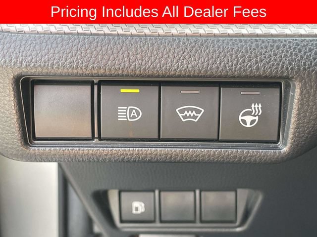 Used 2024 Toyota Prius XLE FWD image 19