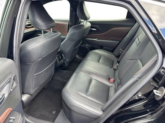 Used 2023 Toyota Crown AWD/4WD image 12
