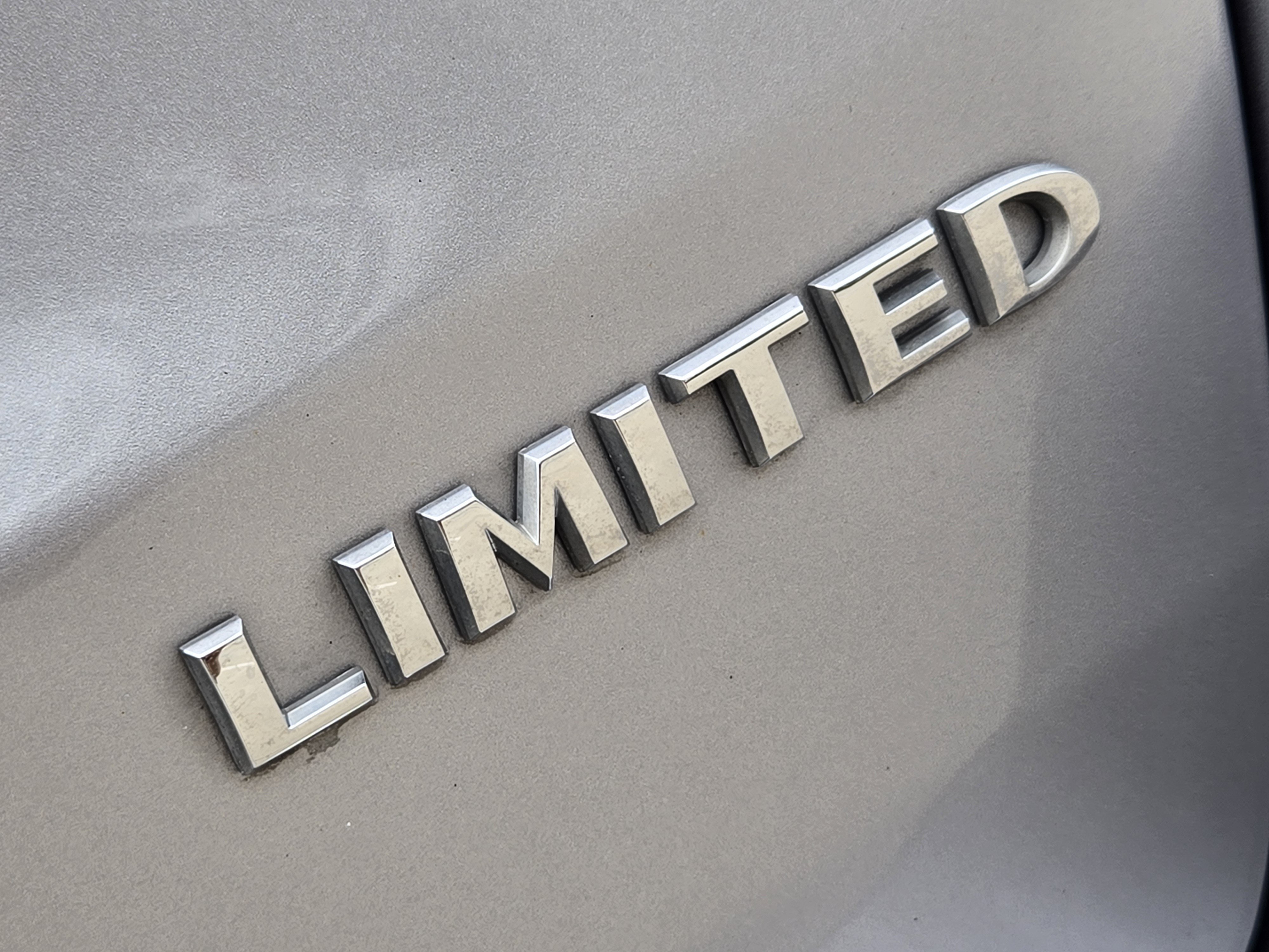 Used 2014 Jeep Grand Cherokee Limited w/ Luxury Group II RWD image 40