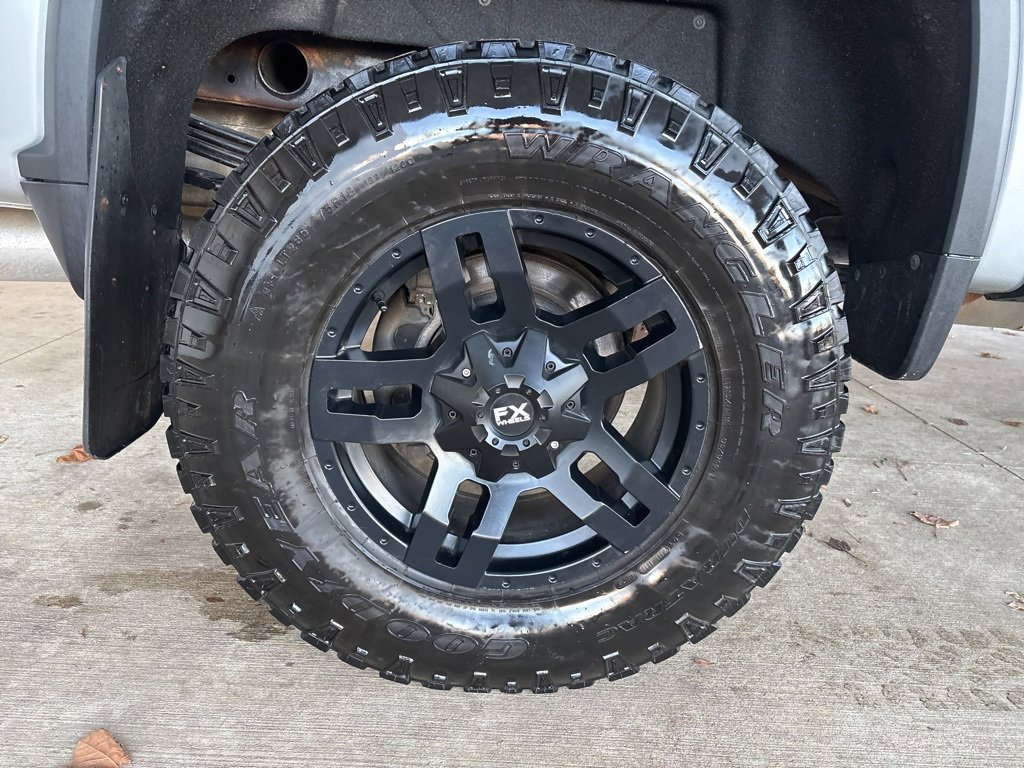 Used 2020 Chevrolet Silverado 2500 LTZ image 42