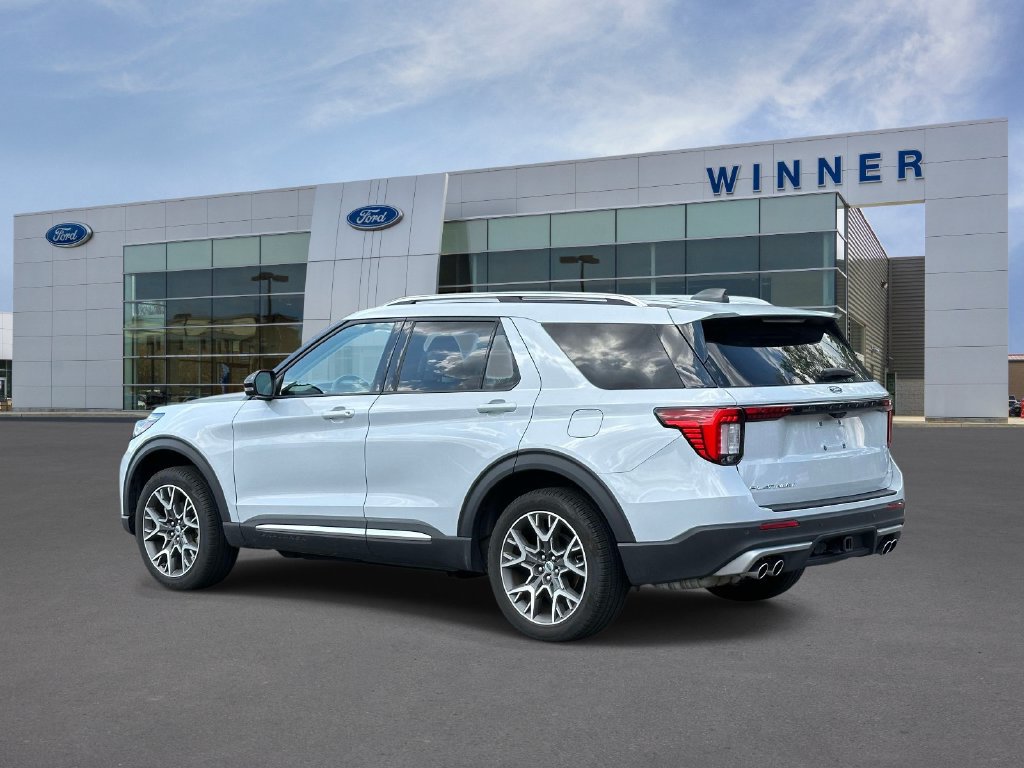 Used 2025 Ford Explorer Platinum w/ Ultimate Package AWD/4WD image 2