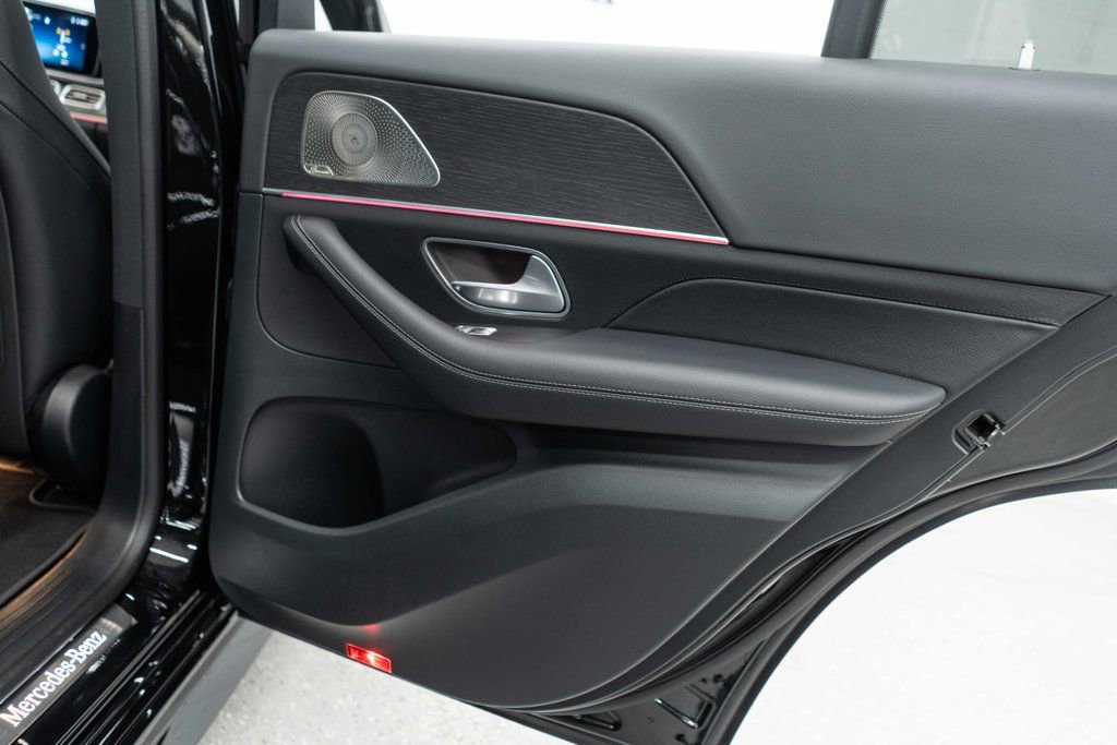 Used 2025 Mercedes-Benz GLE 350 4MATIC image 30