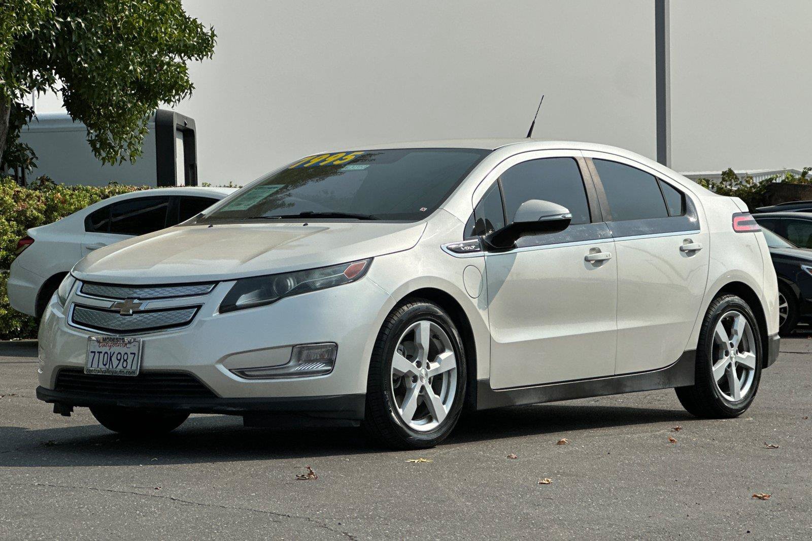 Used 2013 Chevrolet Volt Premium w/ Premium Trim Package FWD image 8