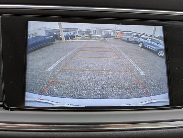 Used 2019 Buick Enclave Essence FWD image 21