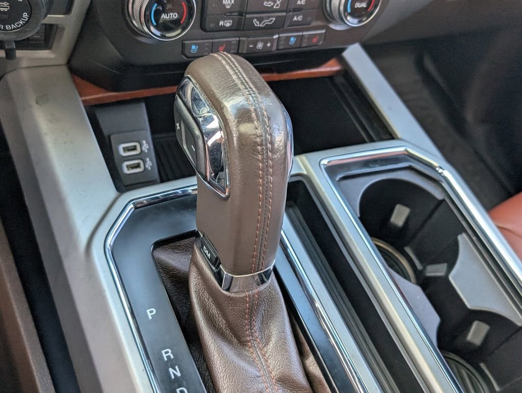 Used 2019 Ford F150 King Ranch w/ Equipment Group 601A Luxury AWD/4WD image 23