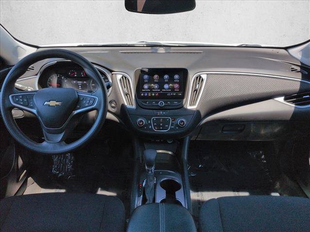 Used 2023 Chevrolet Malibu LT FWD image 17