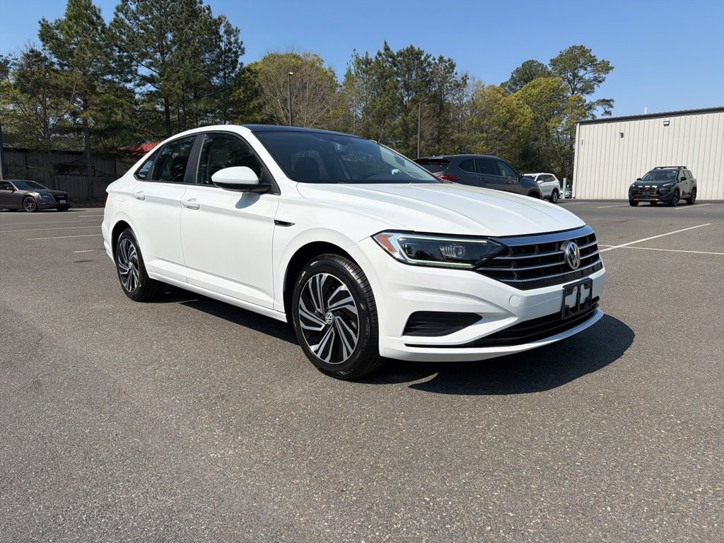 Used 2021 Volkswagen Jetta SEL FWD image 4