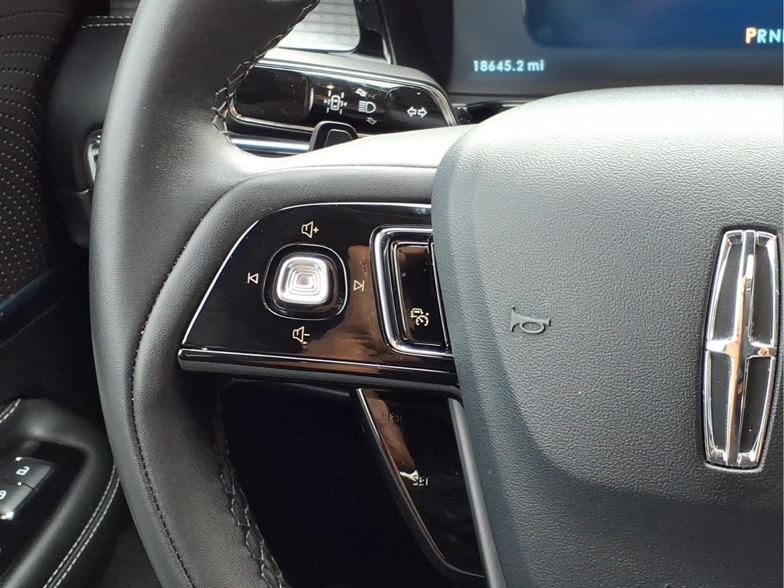 Certified 2025 Lincoln Corsair AWD w/ Equipment Group 101A image 20