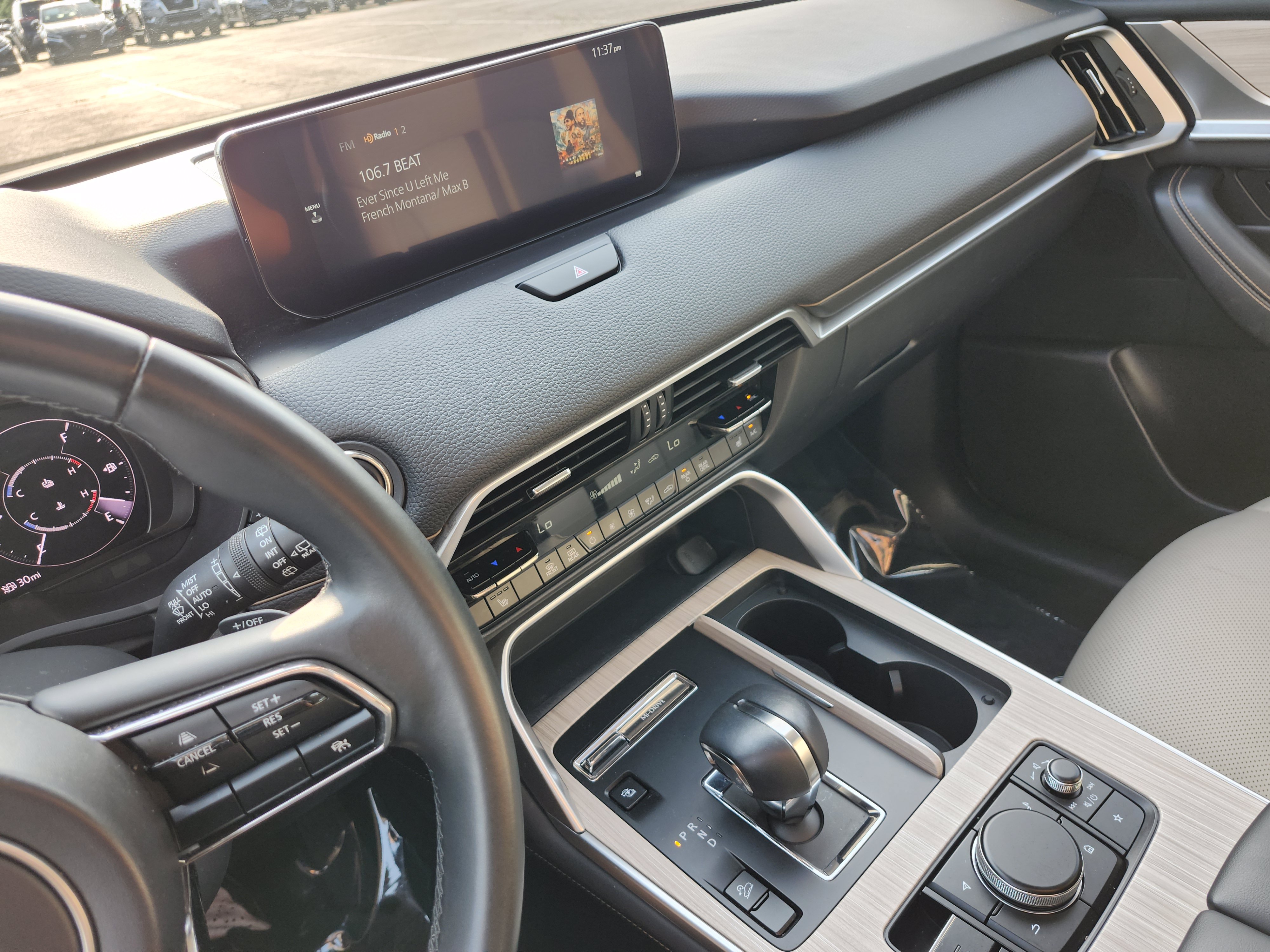 Used 2024 MAZDA CX-90 Plug-In Hybrid w/ Preferred AWD/4WD image 29