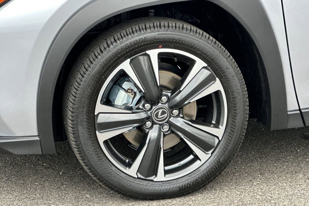 New 2026 Lexus UX 300h FWD image 25