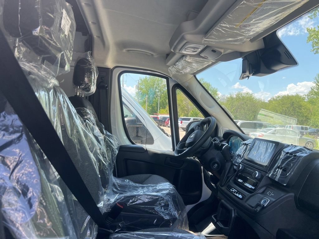 New 2026 RAM ProMaster 2500 w/ Convenience Group FWD image 13