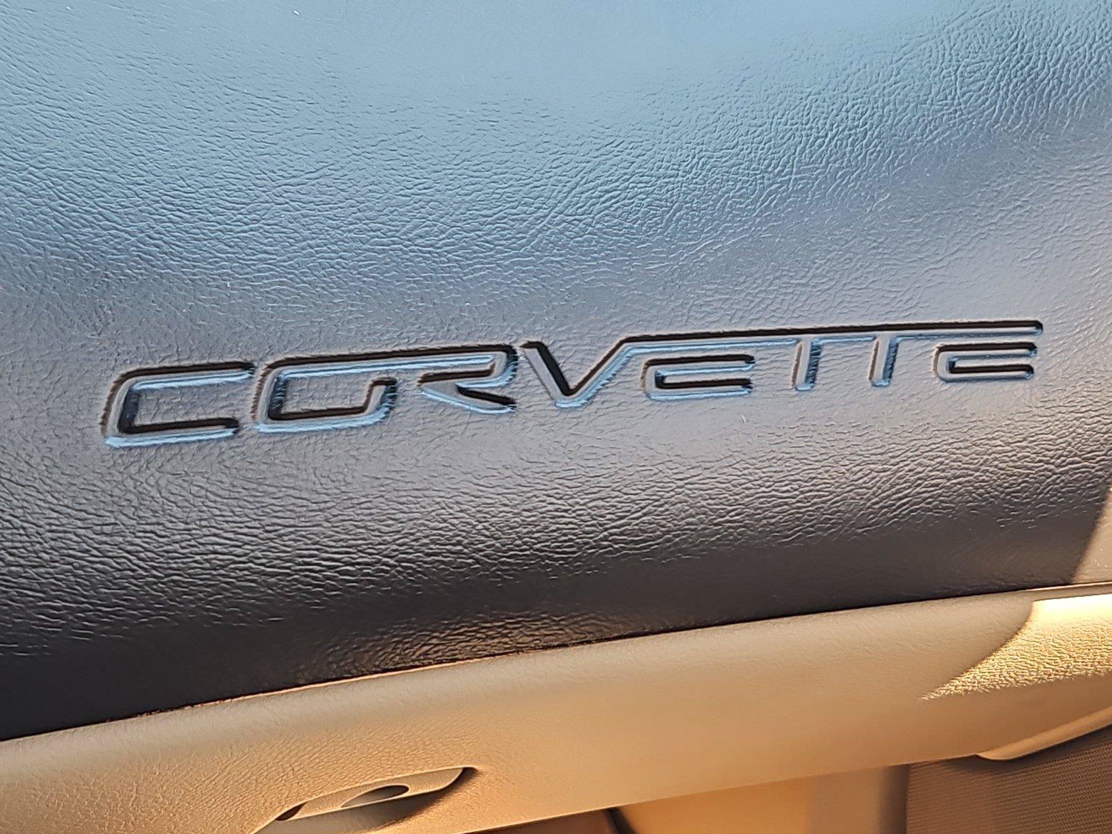 Used 2006 Chevrolet Corvette Coupe w/ Preferred Equipment Group RWD image 26