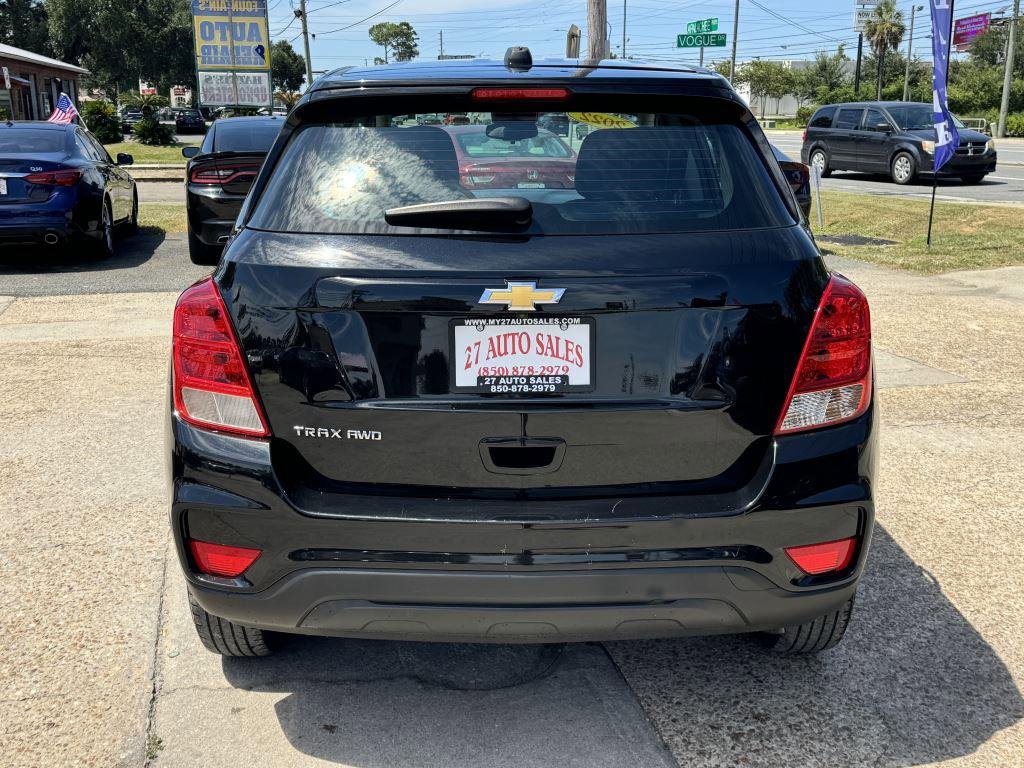 Used 2022 Chevrolet Trax LS image 6